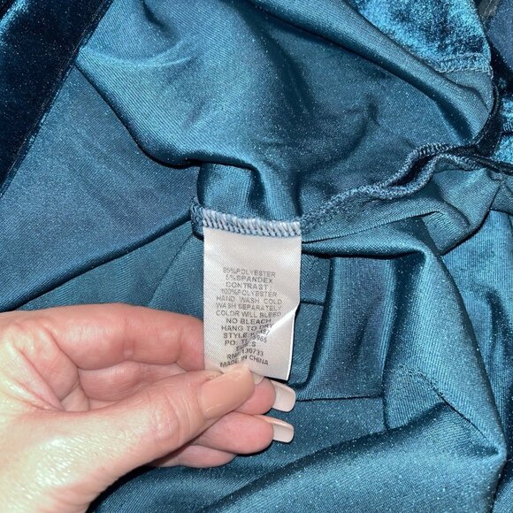 Umgee Teal Velvet V-Neck Small Sheer Puff Sleeve Top Great for the Holidays - Picture 8 of 9